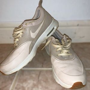 Nike Air Max Thea